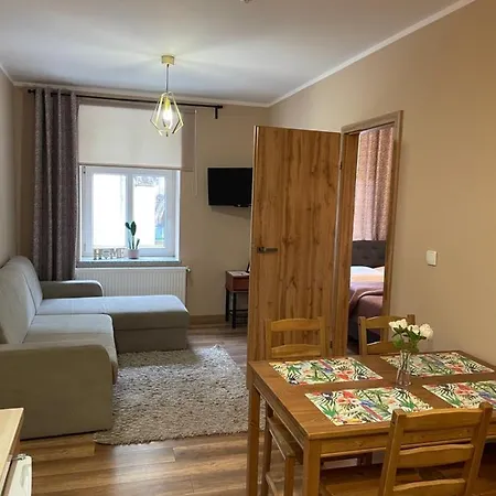 Przy Czarnej Bramie *