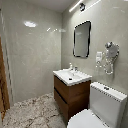 Apartament Przy Czarnej Bramie *