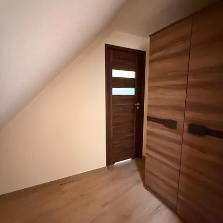 Przy Czarnej Bramie Daire *