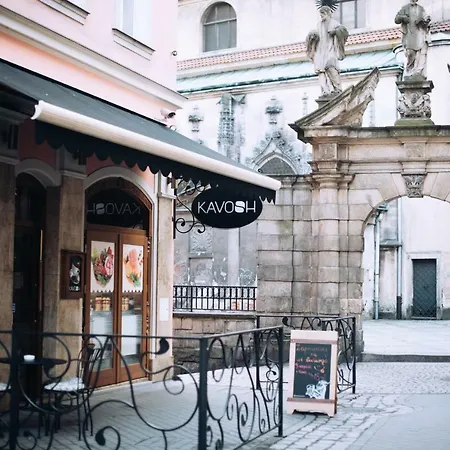 Przy Czarnej Bramie