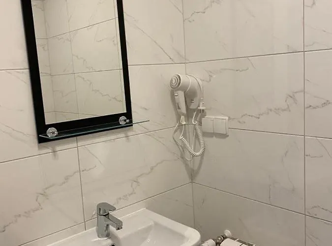 Przy Czarnej Bramie *