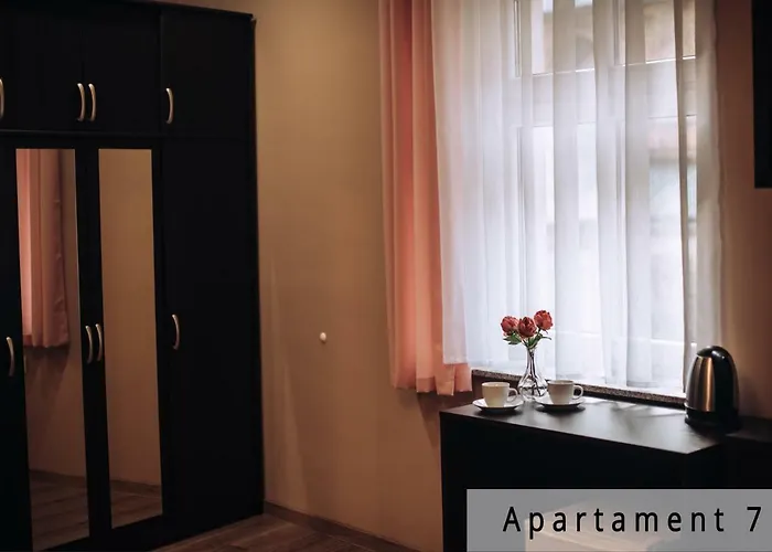 Przy Czarnej Bramie *